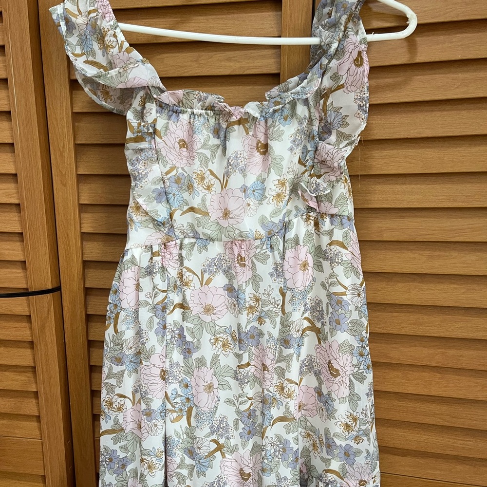 Short dress